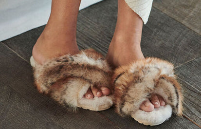 Emu Australia Mayberry Lava Cross Over Slipper Chestnut